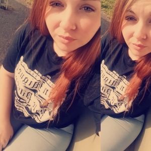 Meet your Posher, Brittney